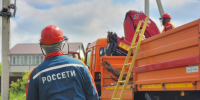 Свет в СНТ «Гея» включат до 19:00 после завершения ремонта электросетей - Regions.Ru