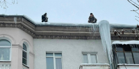 Химчане могут сообщить об опасных сосульках на крышах по номеру горячей линии - Regions.Ru